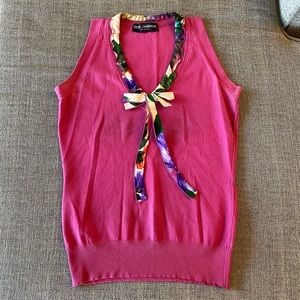 Dolce & Gabbana pink top w/ floral bow. Size 38/xs